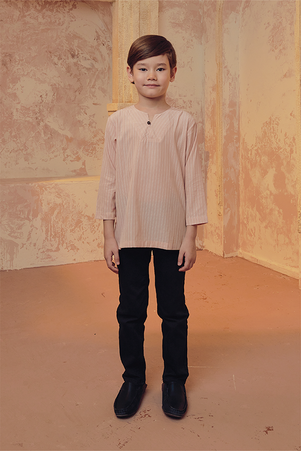 ADAM KIDS IN PEACH